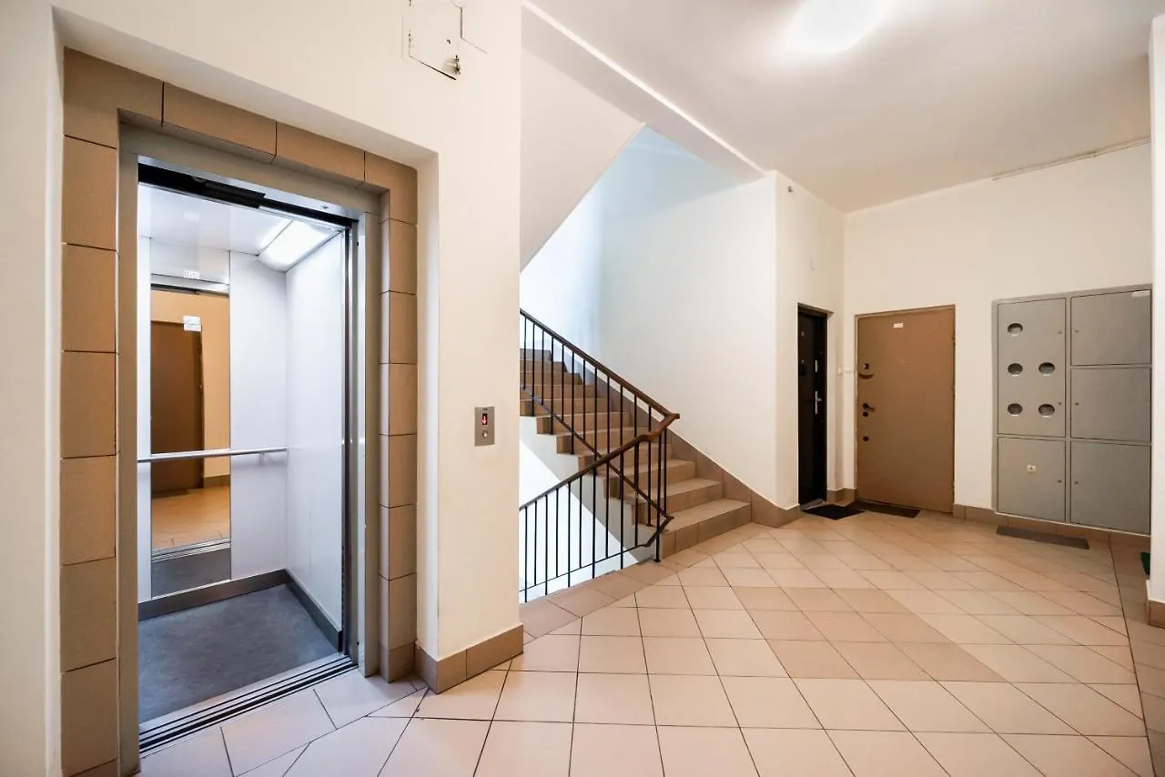 Metro Swietokrzyska Enchanting Apartment Warsaw Poland